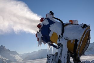 (2024狙击手山3正片)2024狙击手山3，技术革新与战术应用的深度解析