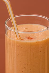 (奶昔的暗语是什么意思)探秘网红饮品：奶昔的暗语究竟隐藏着什么意义和行业内幕？