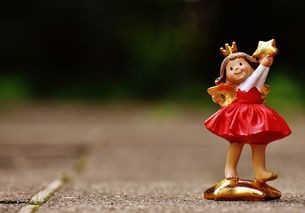 数码宝贝青梅竹马：从童年玩伴到成长伙伴，情深意长的数字伙伴之间的故事